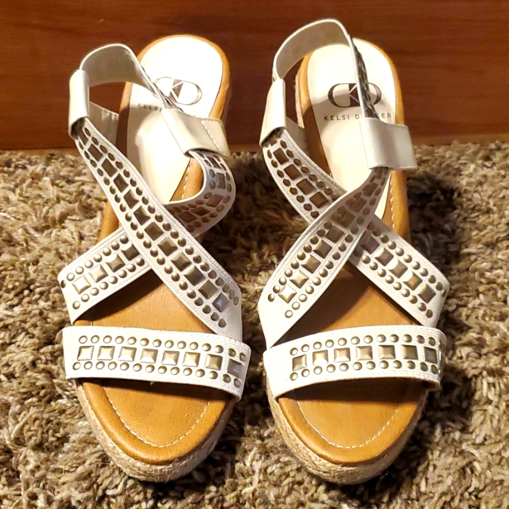 KELSI DAGGER Heels